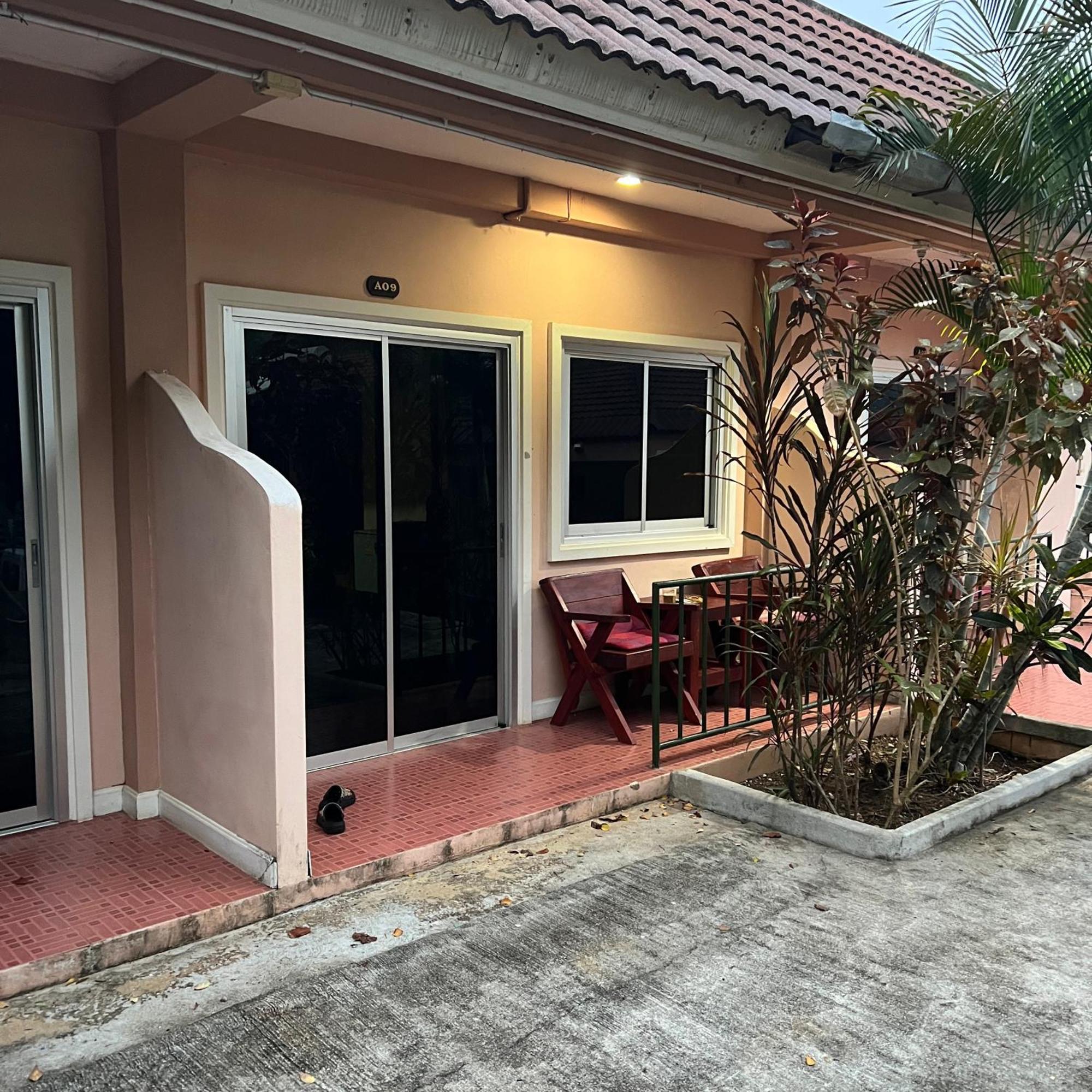 Kata Villa Merit Hill Bungalows Karon Exterior foto